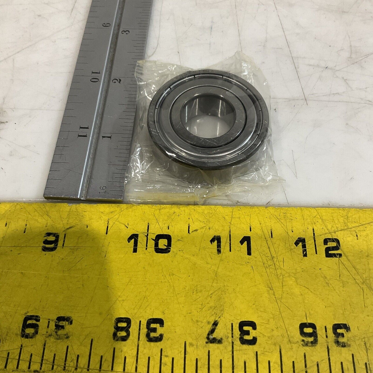 SKF 62032ZJEM DEEP GROOVE BALL BEARINGS LOT OF 5 U3S