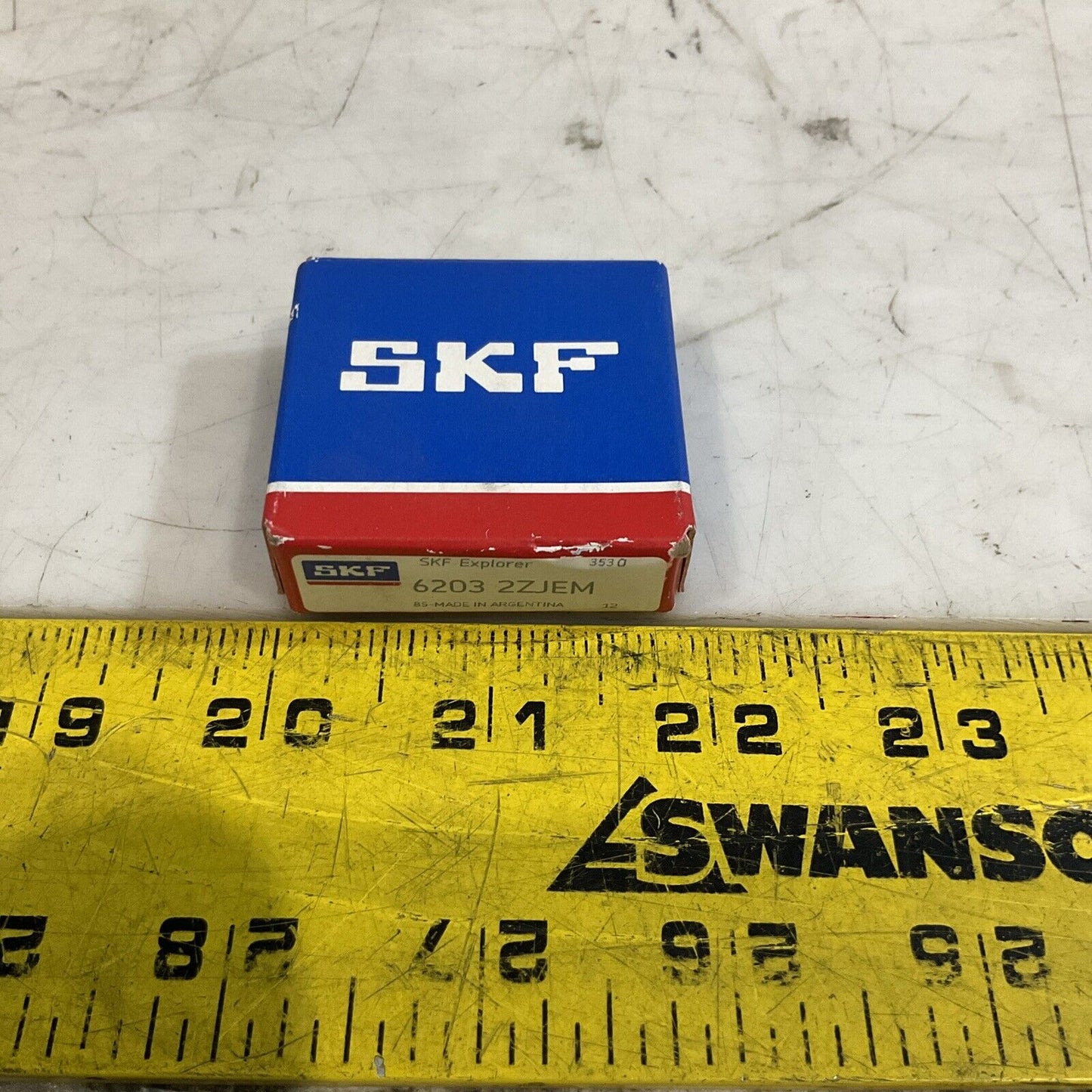 SKF 62032ZJEM DEEP GROOVE BALL BEARINGS LOT OF 5 U3S