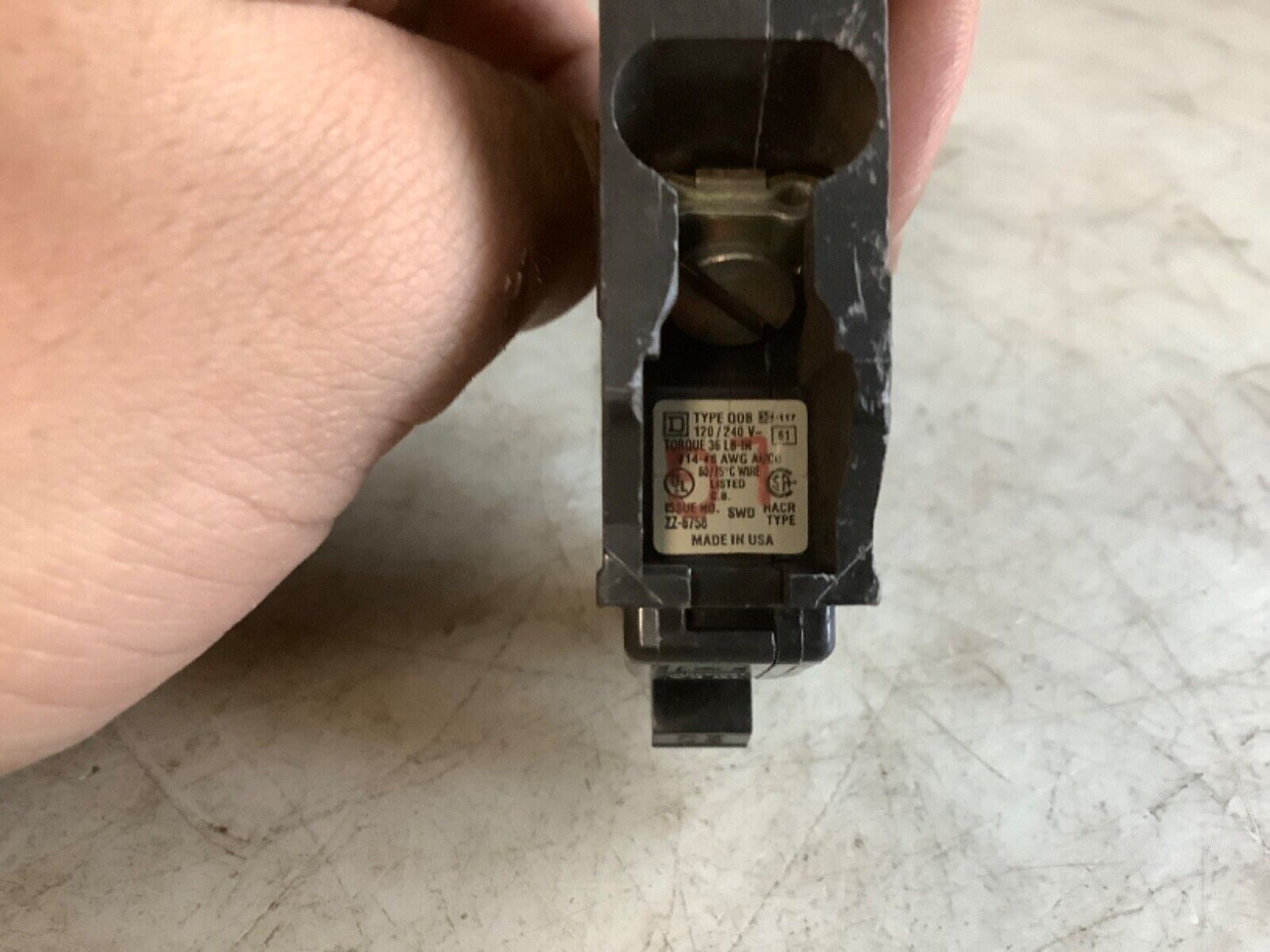 SQUARE D QOB120 CIRCUIT BREAKER 20A 120/240V 1 POLE - LOT OF 3 444