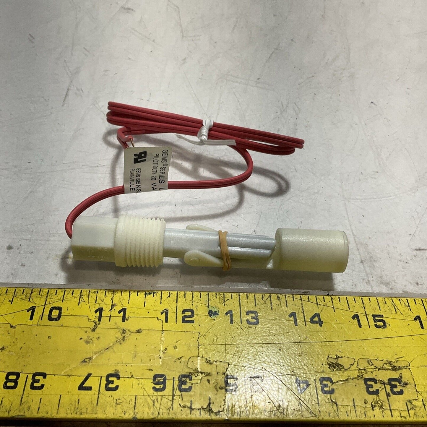 APPLIED MATERIALS 1270-00737 SW FLOAT SPST REED TYPE 1/2NPT GF/POL LOT OF 2 U3S