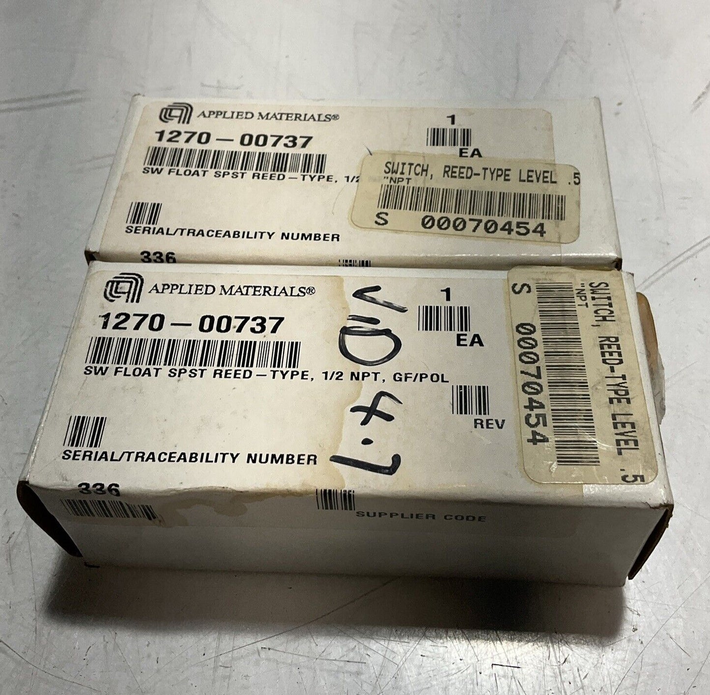 APPLIED MATERIALS 1270-00737 SW FLOAT SPST REED TYPE 1/2NPT GF/POL LOT OF 2 U3S