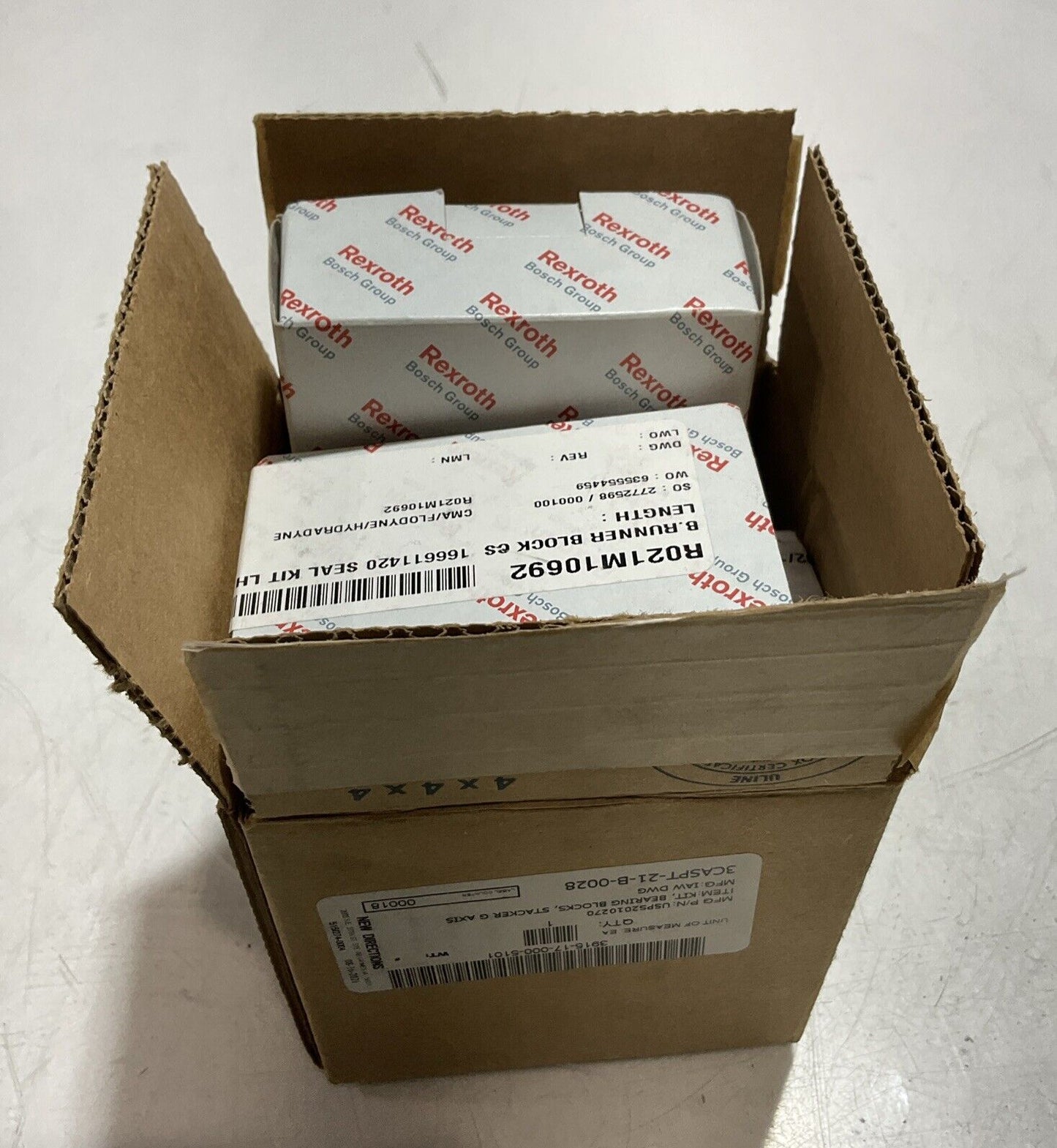 REXROTH R021M10692 B.RUNNER BLOCK CS LOT OF 6 U3S
