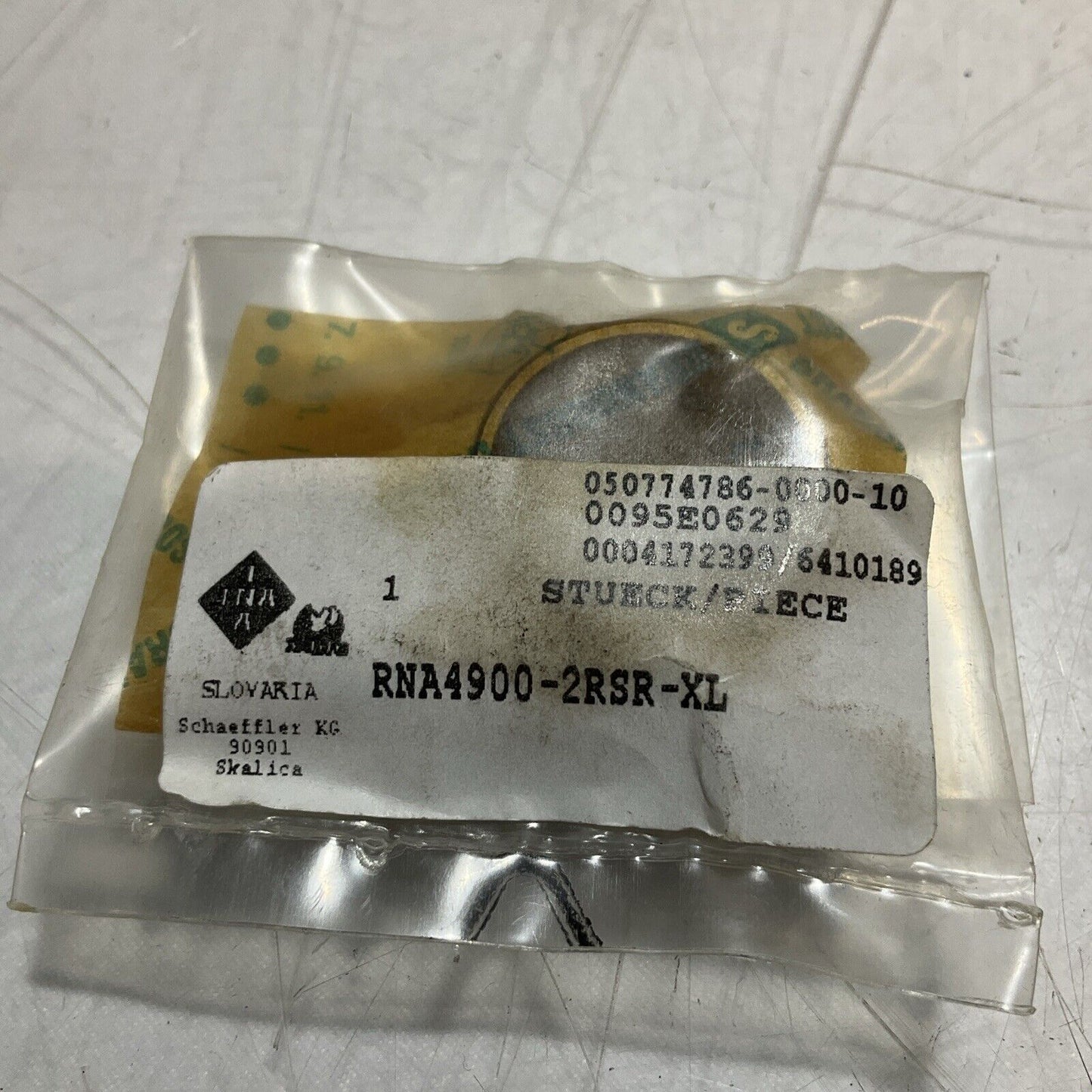 IINAA RN4900-2RS-XL RADIAL. ROLLER BEARING QTY 5 E3F