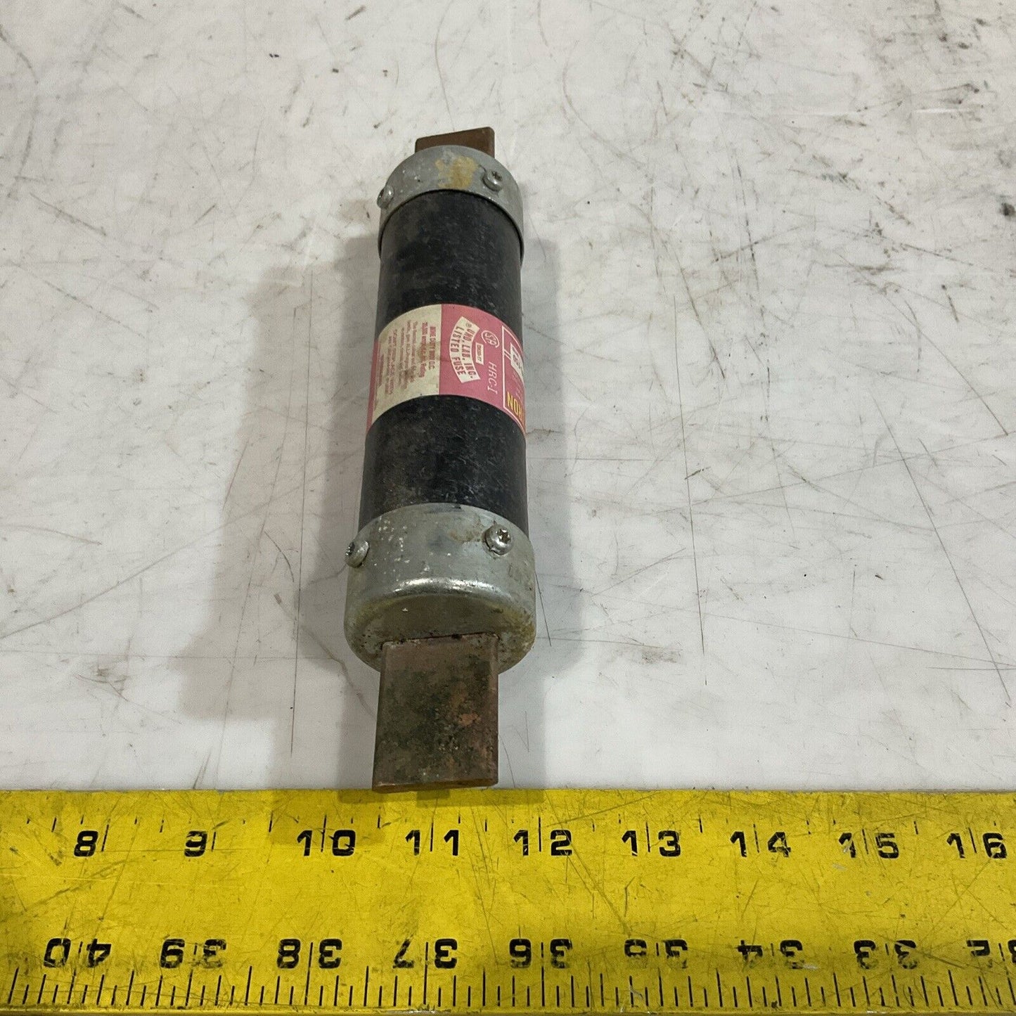 FUSETRON FRS-R-150 DUAL-ELEMENT TIME DELAY FUSE LOT OF 12