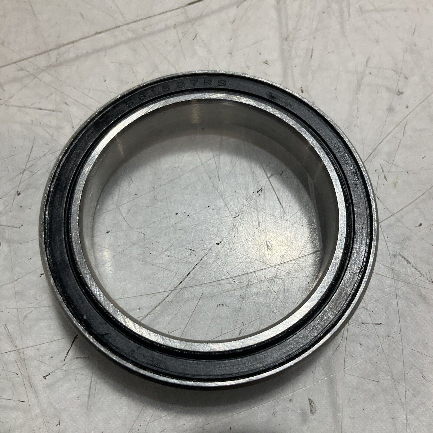 SNH S618072RS RADIAL BALL BEARINGS LOT OF 4 E3G