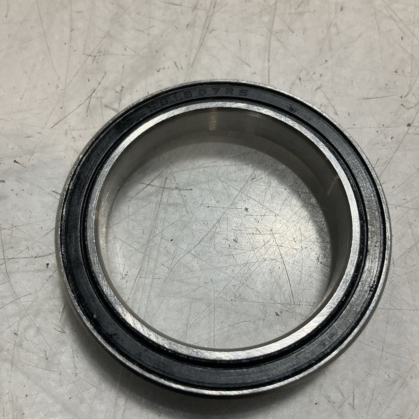 SNH S618072RS RADIAL BALL BEARINGS LOT OF 4 E3G