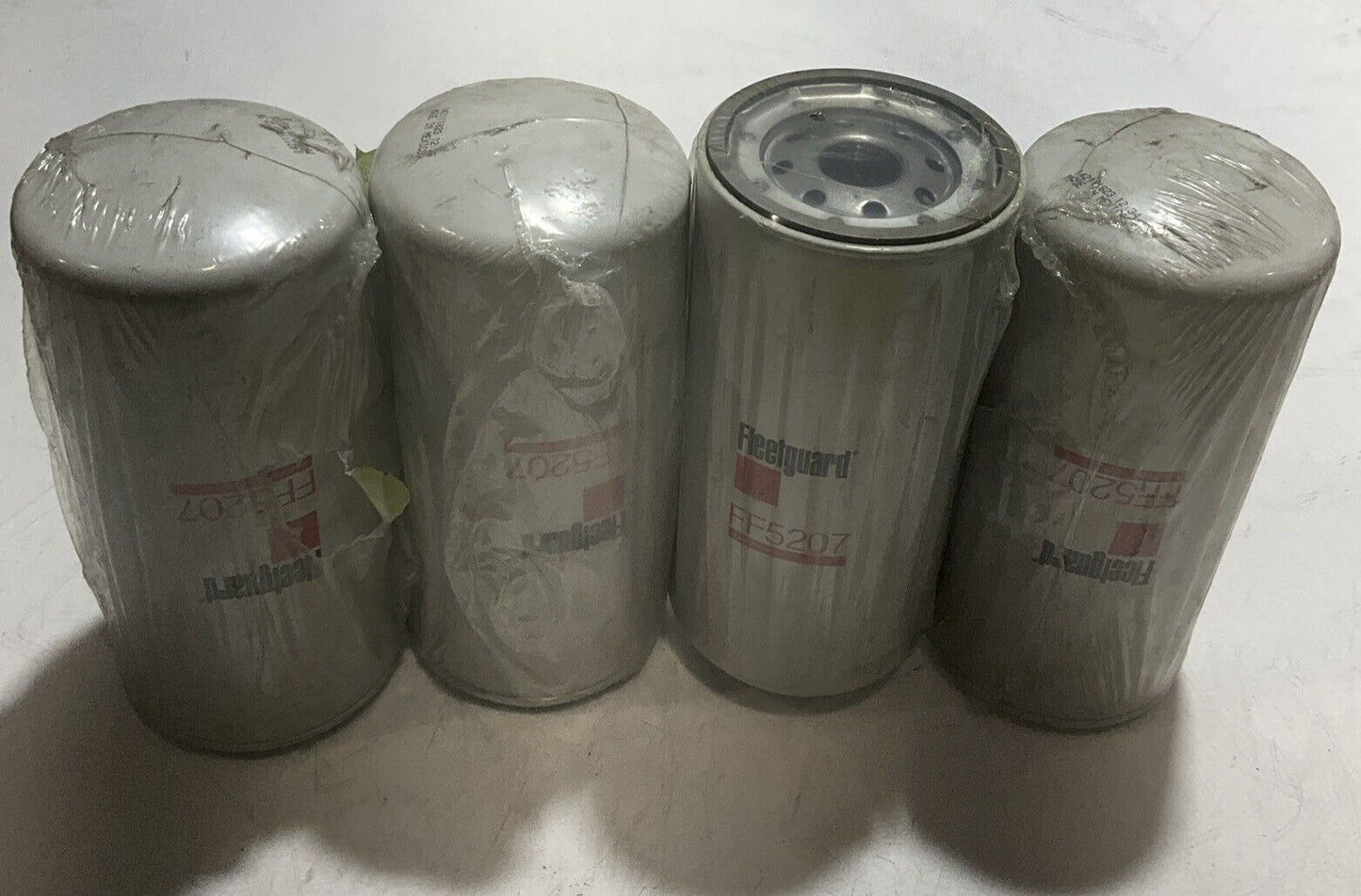 FLEETGUARD FF5207 FUEL FILTER LOT OF 4 E3G