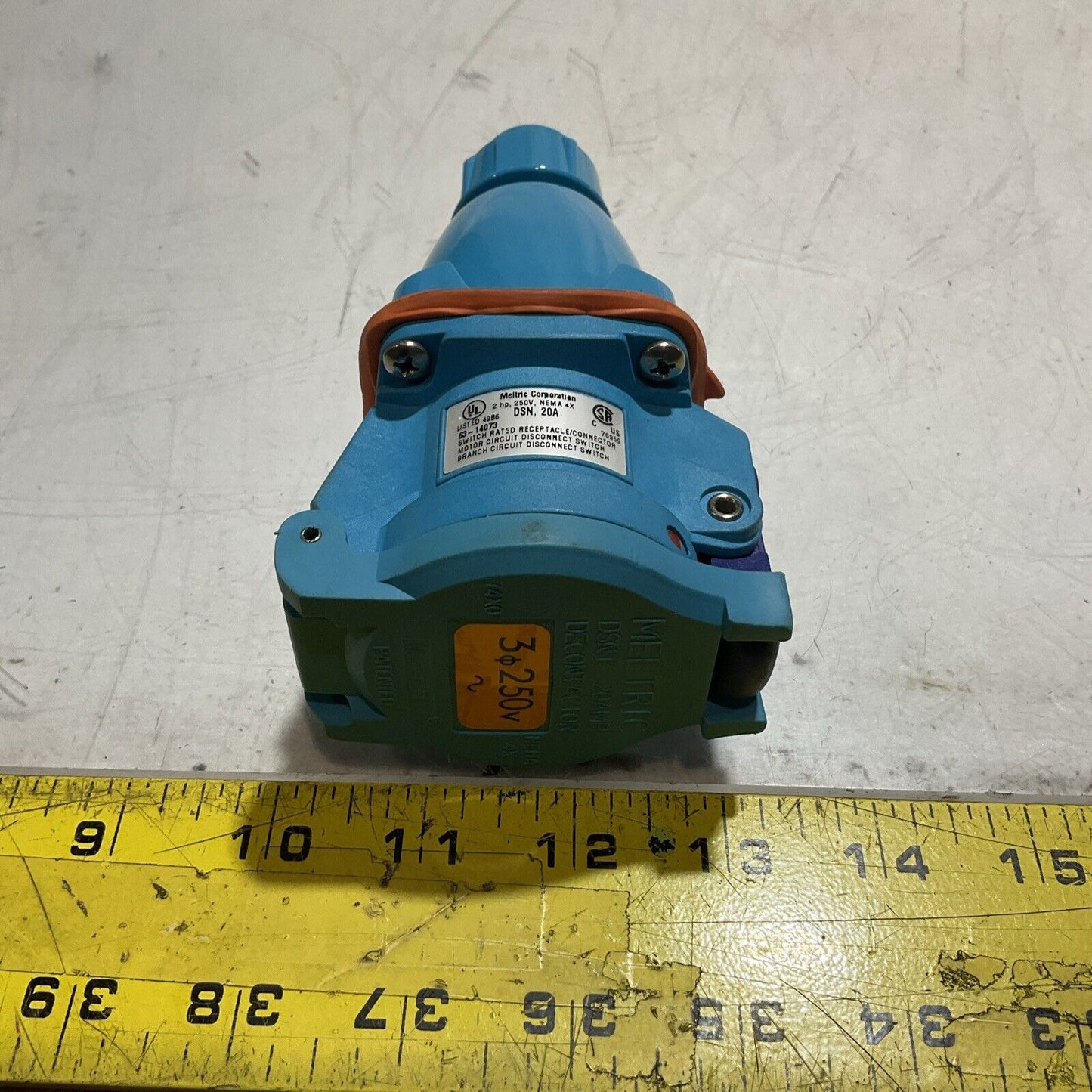 MELTRIC DSN20A PIN AND SLEEVES RECEPTACLE