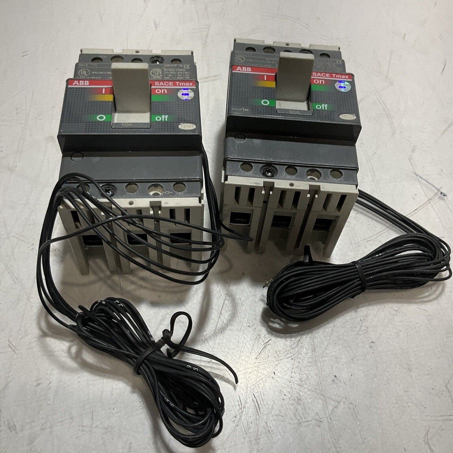 ABB SACE TMAX T1N 60A E93565 CIRCUIT BREAKER LOT OF 2 U3S
