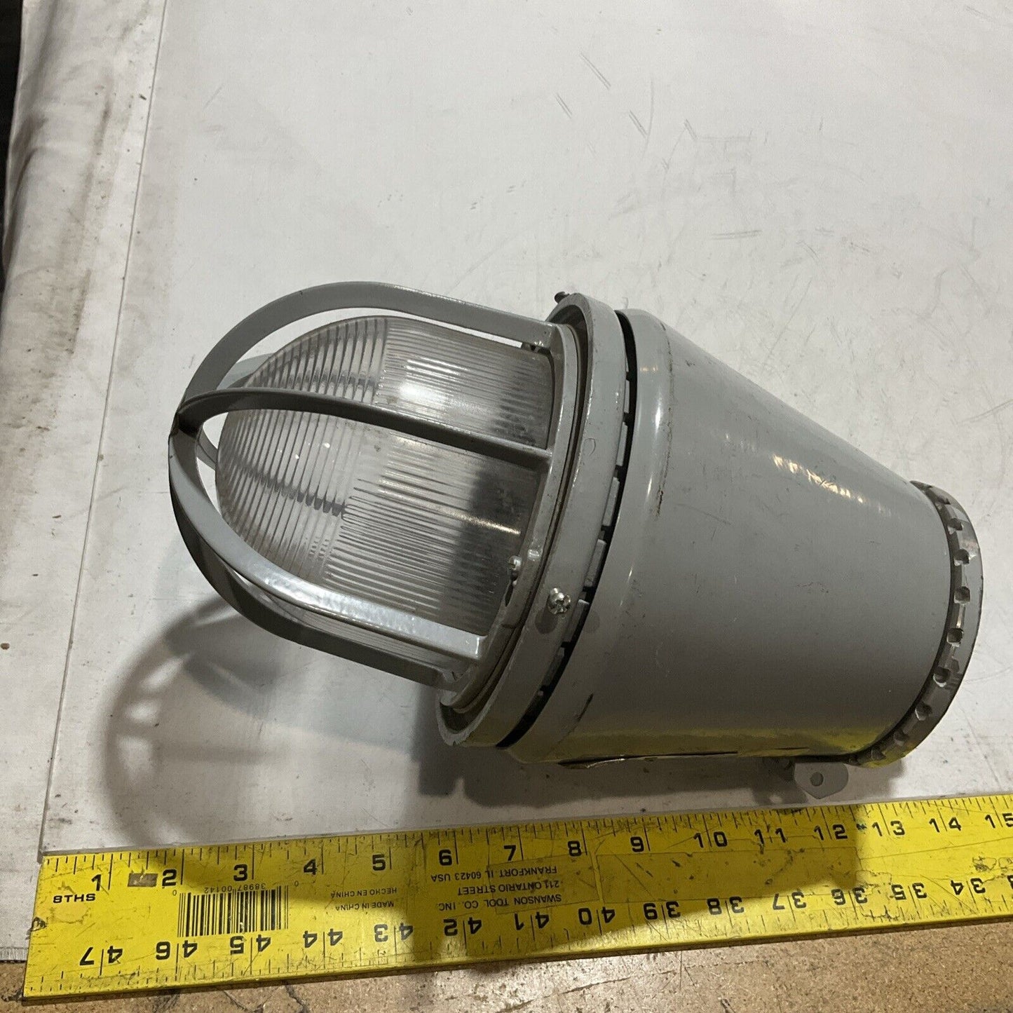 O-Z/GEDNEY XE200 EGS ELECTRICAL LAMP HAZARDOUS LOCATION EXPLOSION PROOF U3S