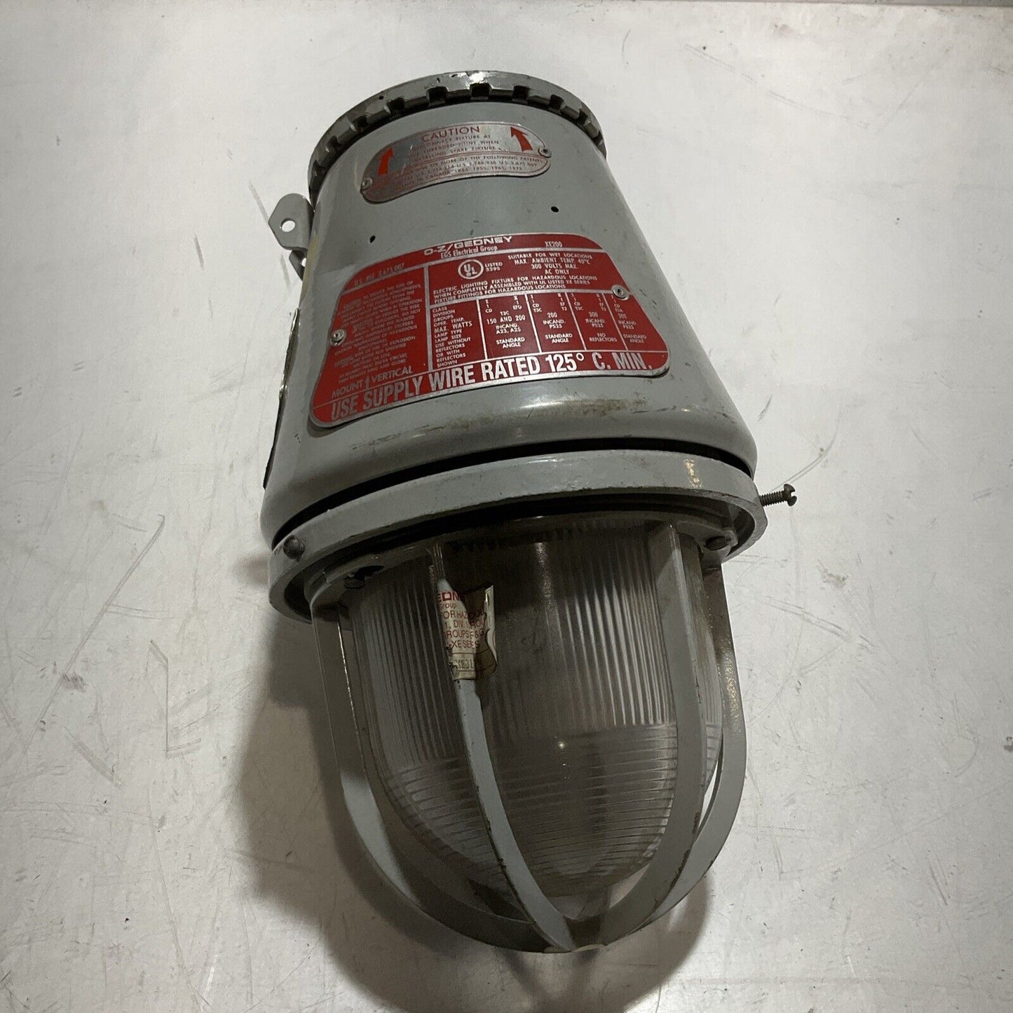 O-Z/GEDNEY XE200 EGS ELECTRICAL LAMP HAZARDOUS LOCATION EXPLOSION PROOF U3S