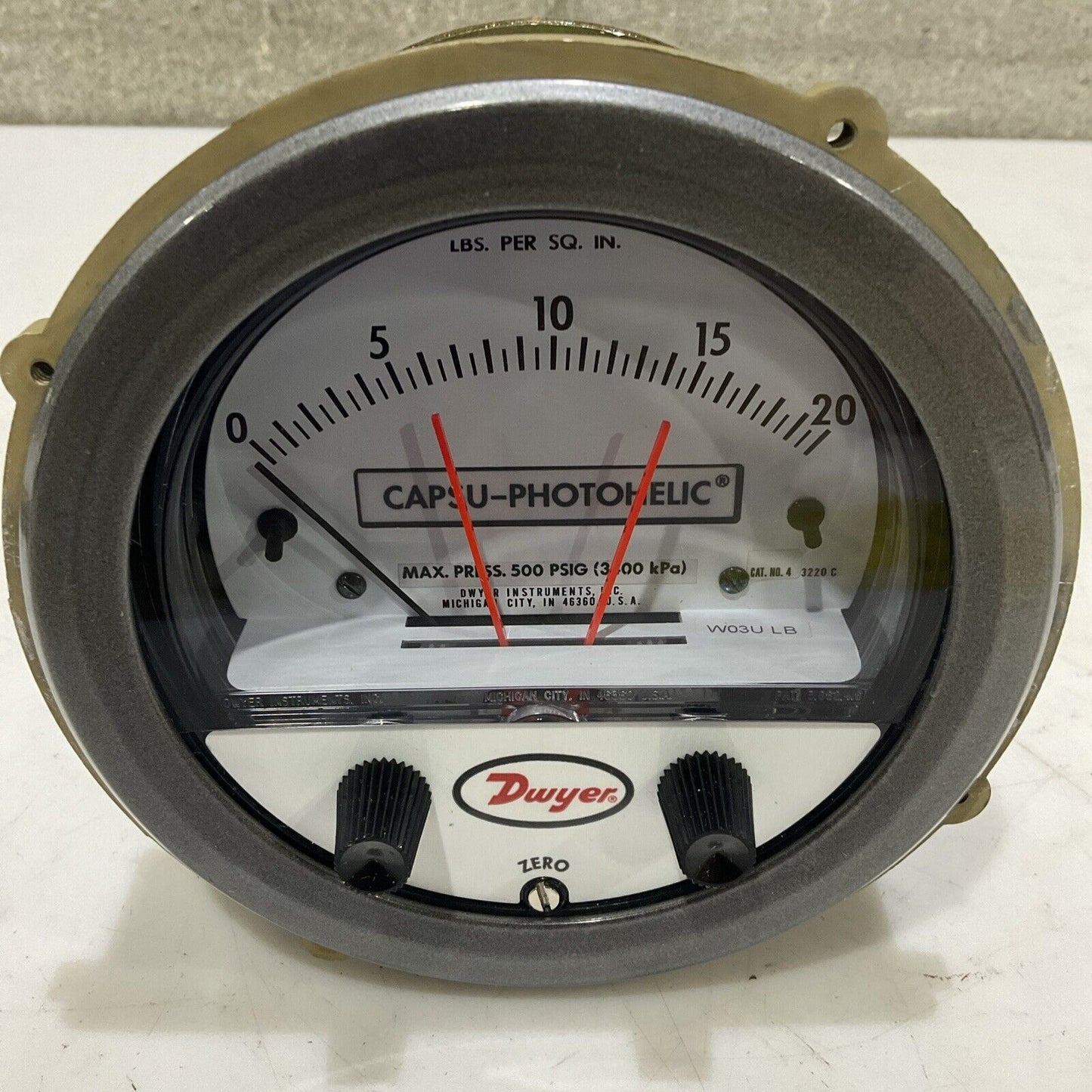 DWYER 43220 W03U CAPSU-PHOTOHELIC PRESSURE SWITCH/GAUGE 500 PSIG SERIES 43000 5W