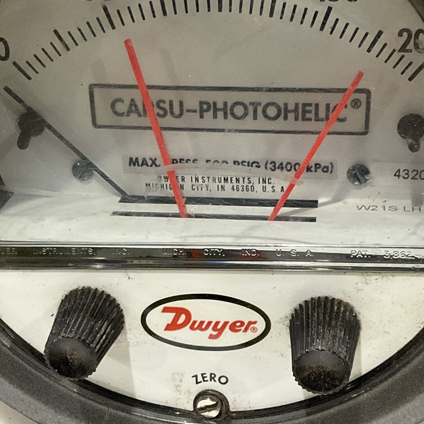 DWYER 43220 W07R CAPSU-PHOTOHELIC PRESSURE SWITCH GAUGE SERIES 4300 500 PSIG