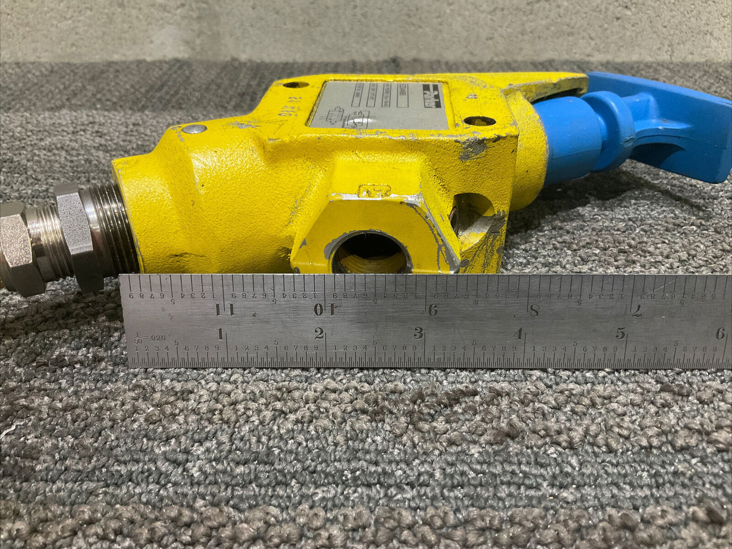 PARKER EZ04NB6 PNEUMATIC LOCKOUT VALVE 150 PSI/1034 kPA 175 F/80 C 5699829 444