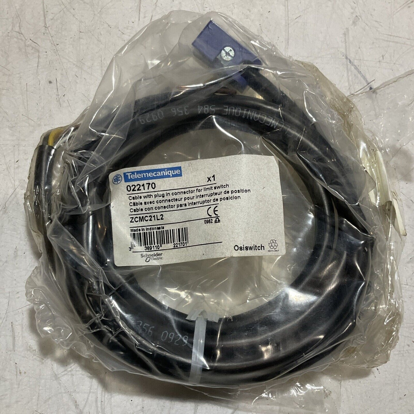 TELEMECANIQUE 022170 CABLE WITH PLUG IN CONNECTOR FOR LIMIT SWITCH U3S
