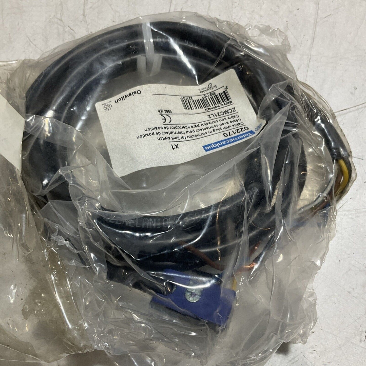 TELEMECANIQUE 022170 CABLE WITH PLUG IN CONNECTOR FOR LIMIT SWITCH U3S