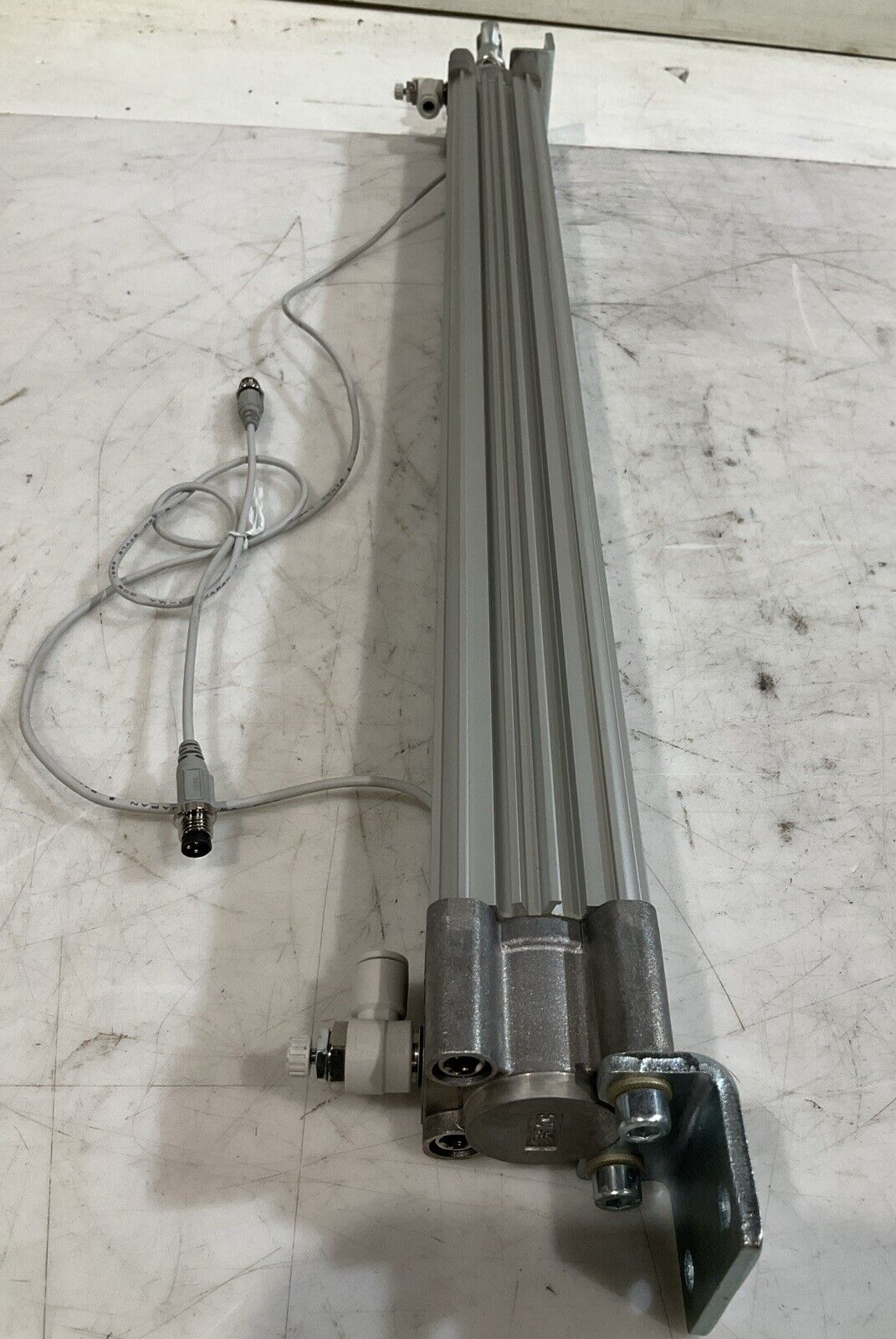 SMC CP96SDB32-450 TIE ROAD PNEUMATIC CYLINDER WITH PRE-INSTALLED SENSORS U3S