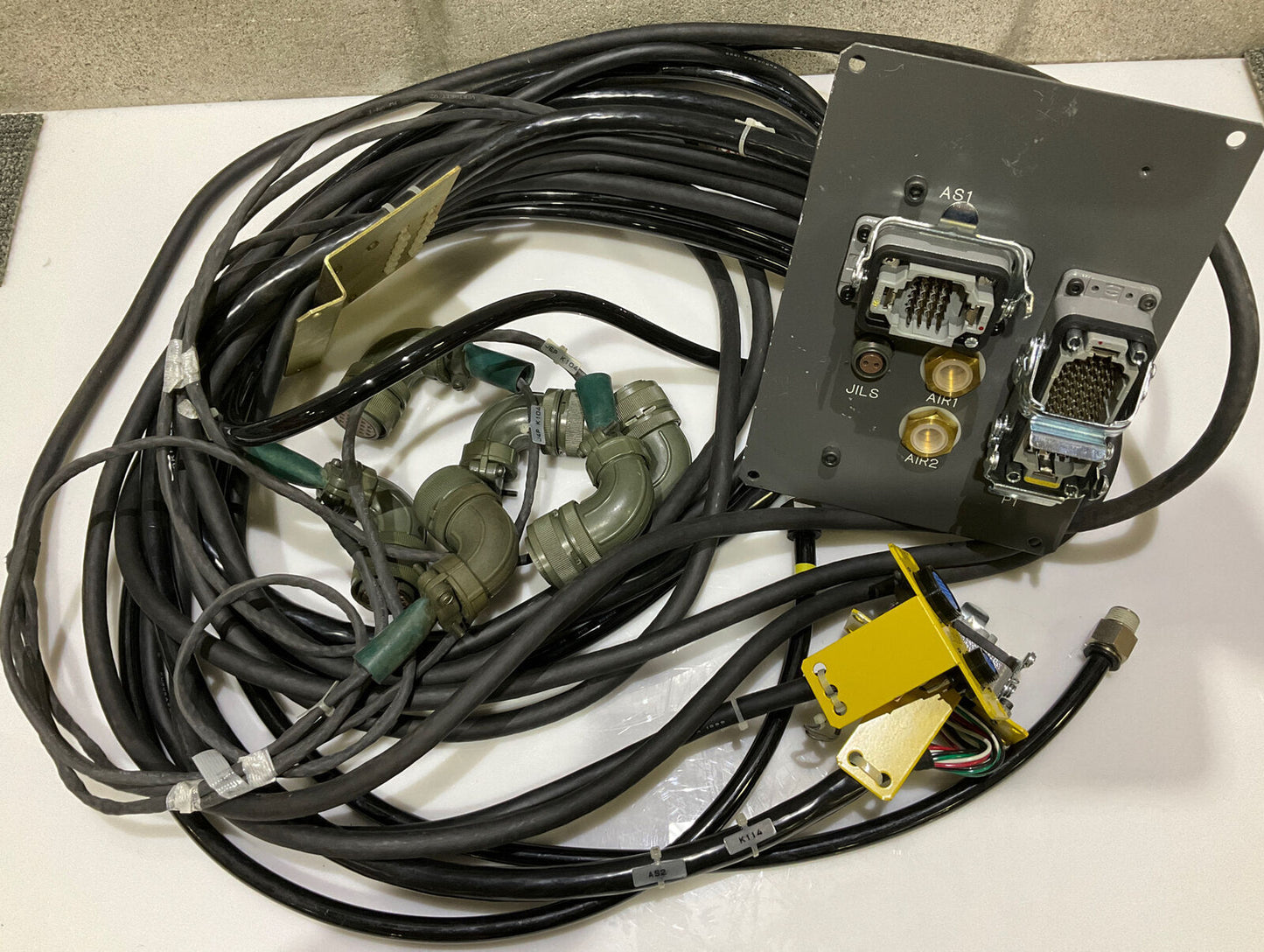 FANUC A05B-1309-H203 CABLE ASSEMBLY WITH CONNECTORS 678