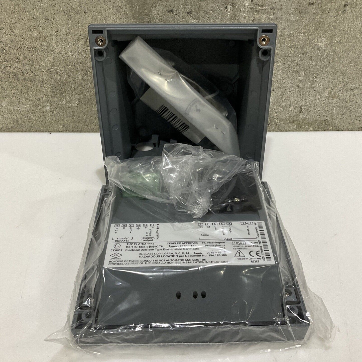HONEYWELL APT 2000PH-H-IS TRANSMITTER APT2000 SERIES 30V 0,8 W 555