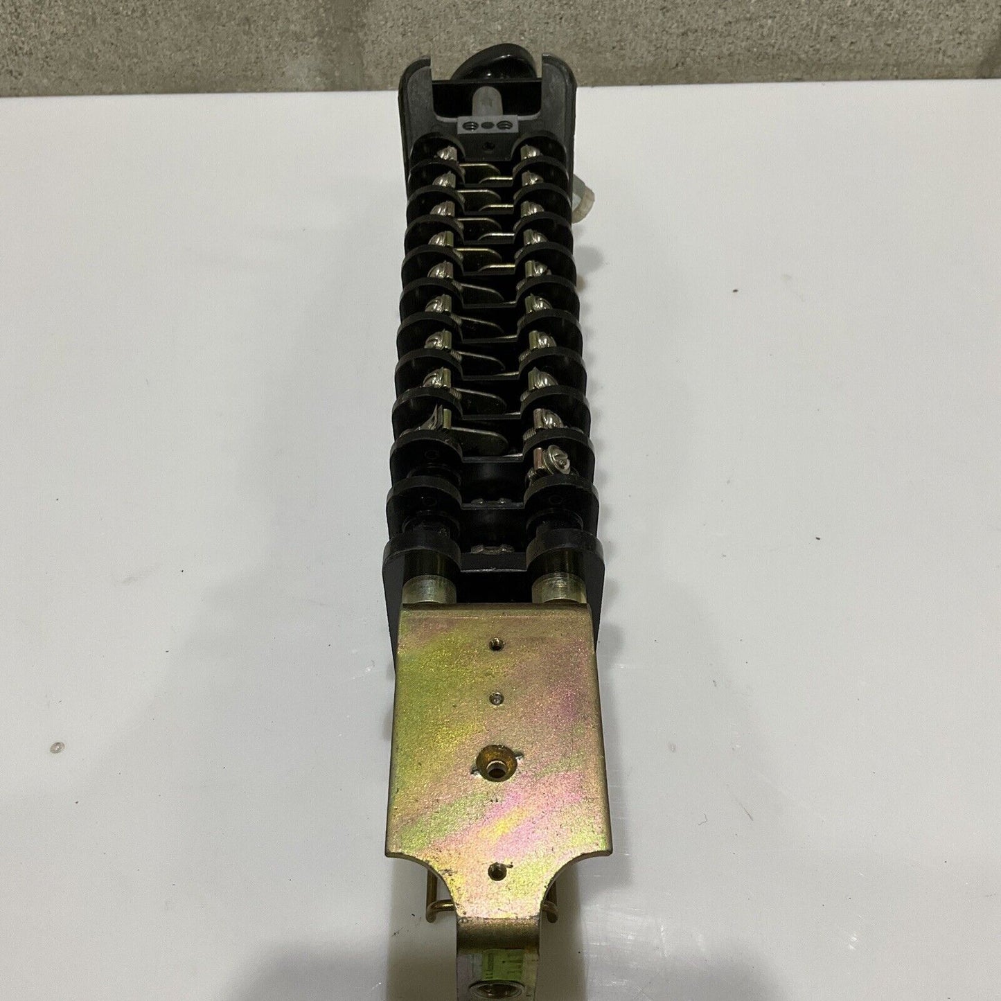 GENERAL ELECTRIC 12HEA61C218X2 AUXILIARY RELAY 250V DC 678