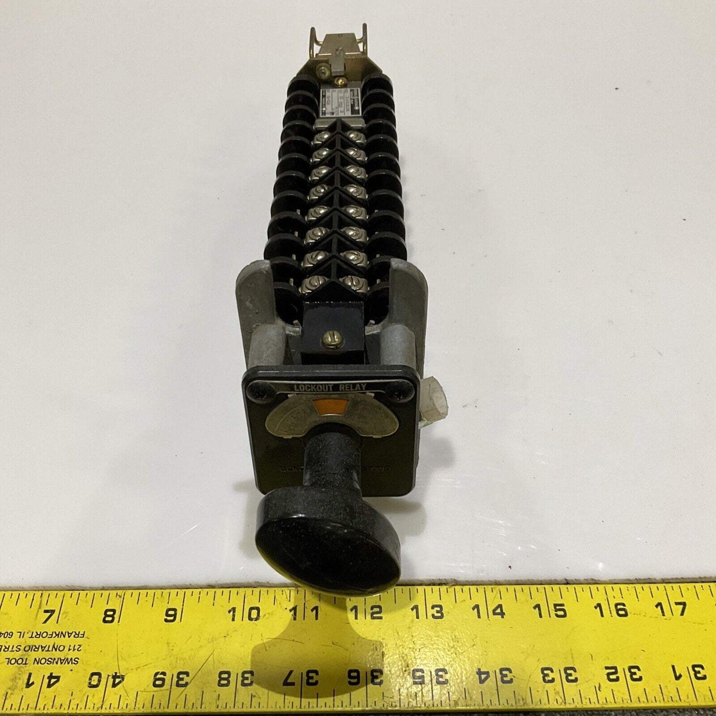 GENERAL ELECTRIC 12HEA61C218X2 AUXILIARY RELAY 250V DC 678