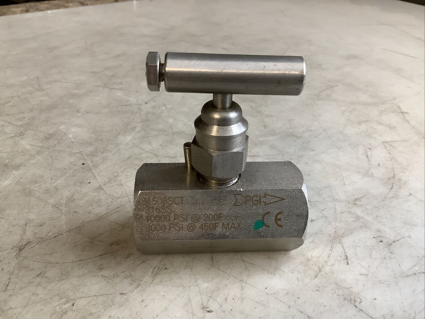PGI V-508SCT T-HANDLE VALVE 1/2IN FNPT X 1/2IN FNPT 10000PSI AT 200F 678