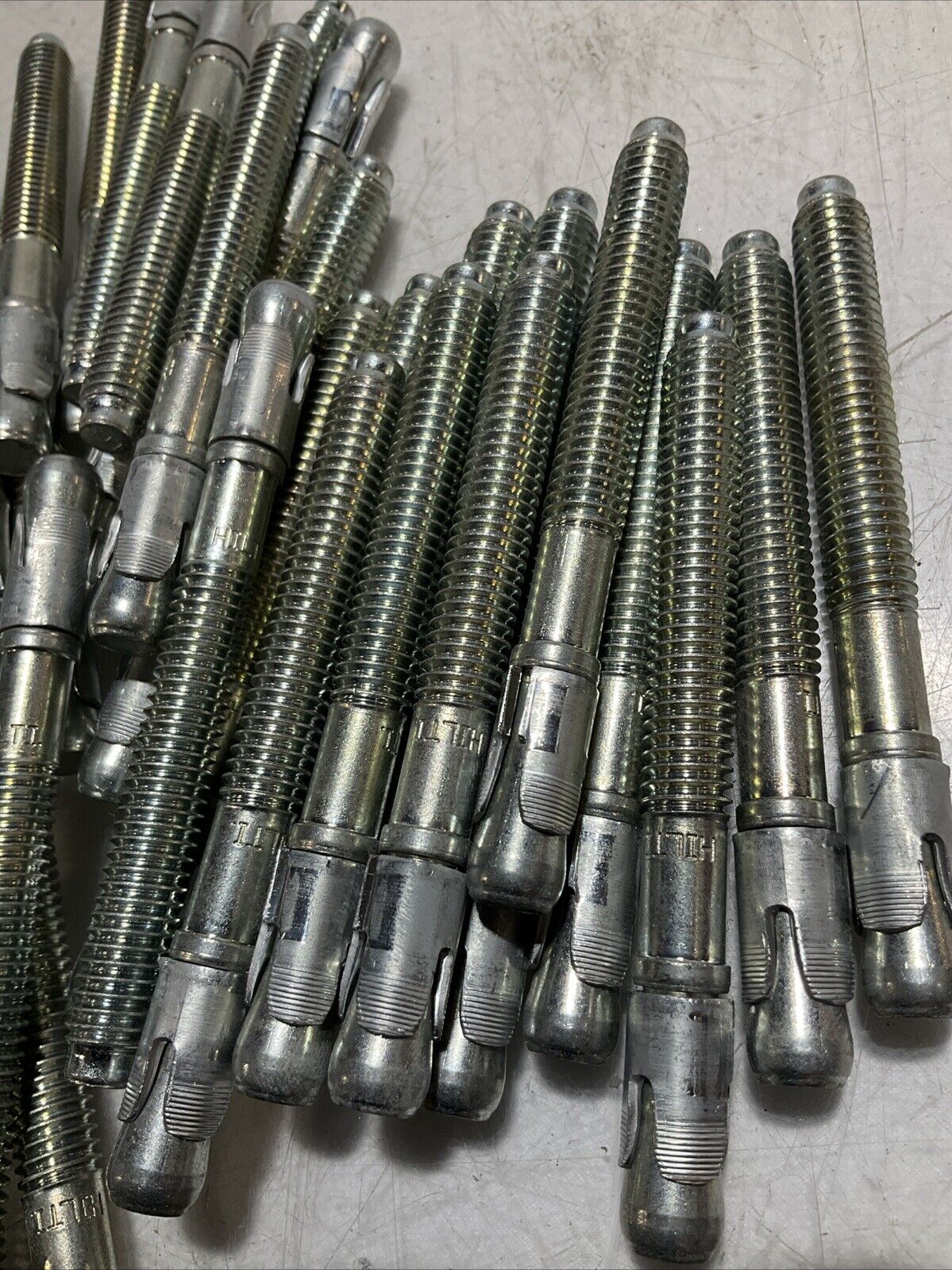 HILTI 282523 ANCHOR CONCRETE/EXPANSION KWIK BOLT 3 3|8 IN 50KB3 3/8X33/4 U3S