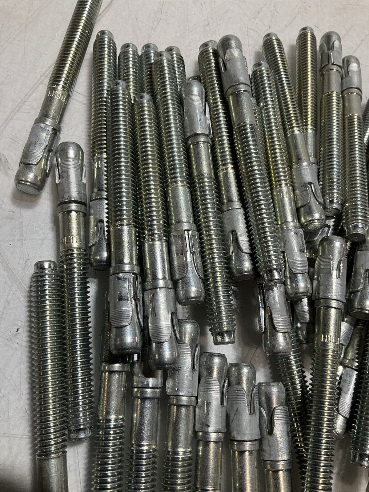 HILTI 282523 ANCHOR CONCRETE/EXPANSION KWIK BOLT 3 3|8 IN 50KB3 3/8X33/4 U3S