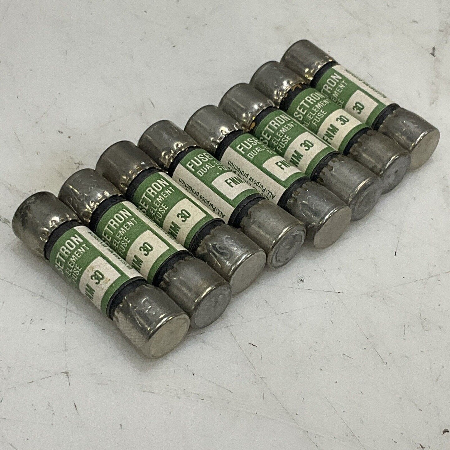 FUSETRON FNM-30 DUAL ELEMENT FUSE LOT OF 8 T9Y
