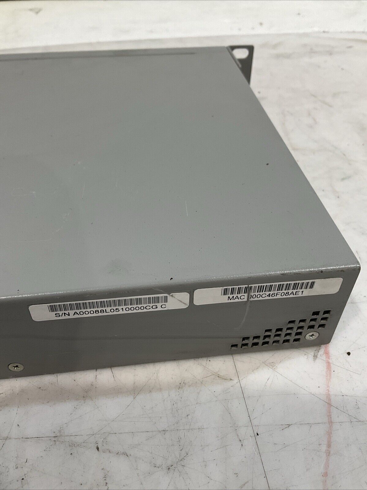 ALLIED TELESYN AT-8024M 10BASED-T100BASE-TX FAST SWITCH 240VAC T9A
