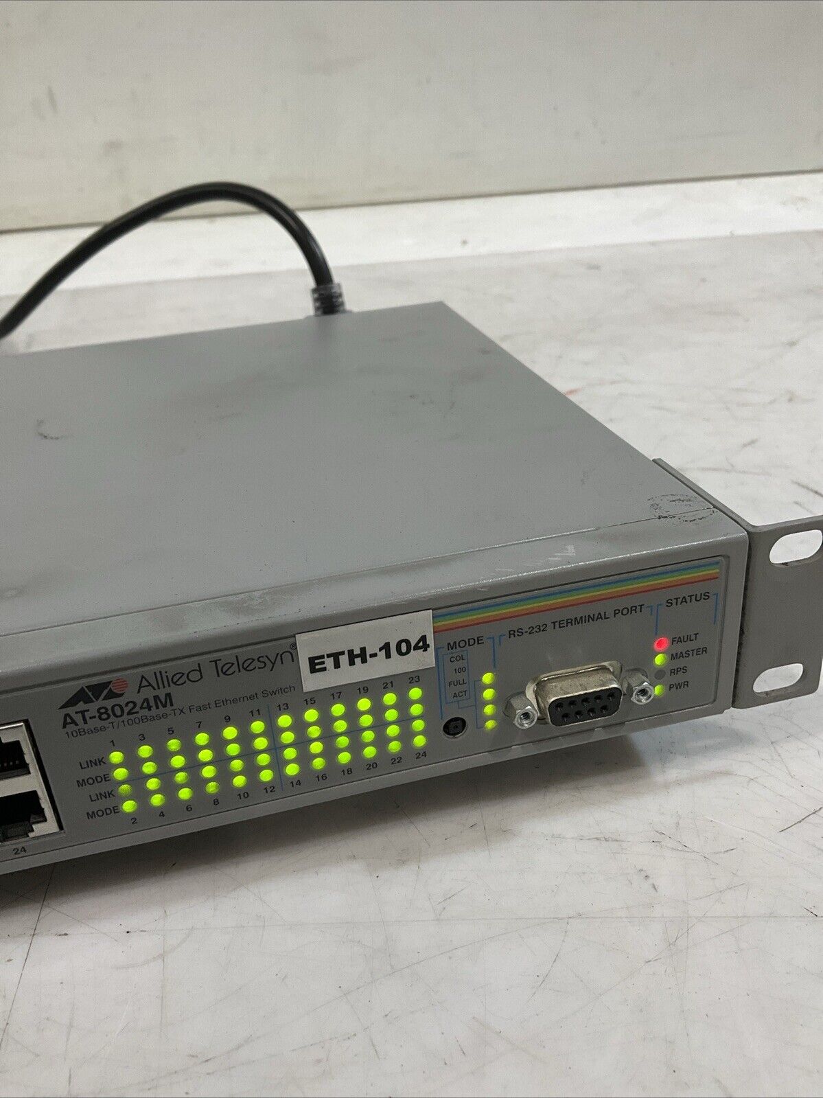 ALLIED TELESYN AT-8024M 10BASE-T 100BASE -TX FAST ETHERNET SWITCH 240VAC T9A