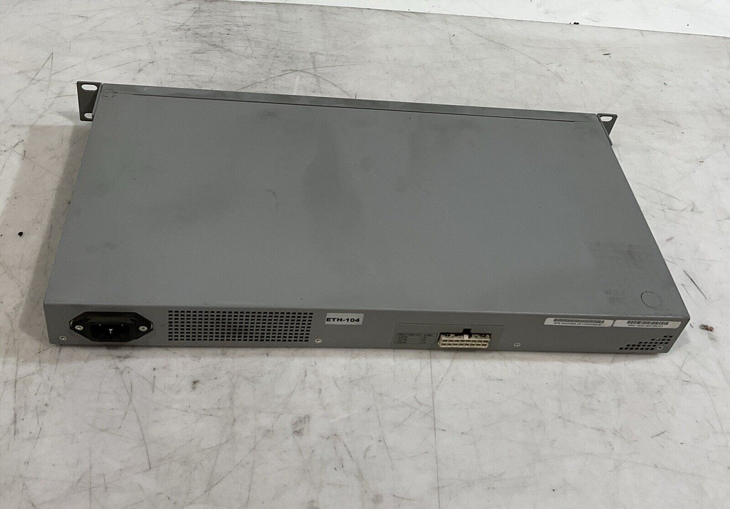 ALLIED TELESYN AT-8024M 10BASE-T 100BASE -TX FAST ETHERNET SWITCH 240VAC T9A