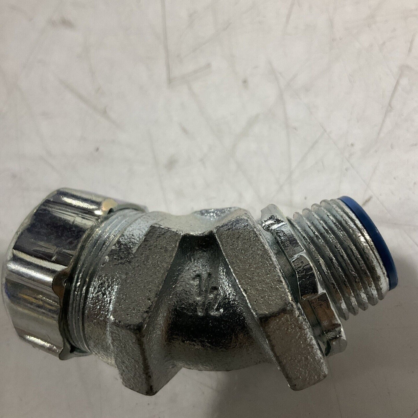 T&B TB5342 INSULATED LIQUIDTIGHT CONDUIT CONNECTOR ADAPTER QTY 4 K9S