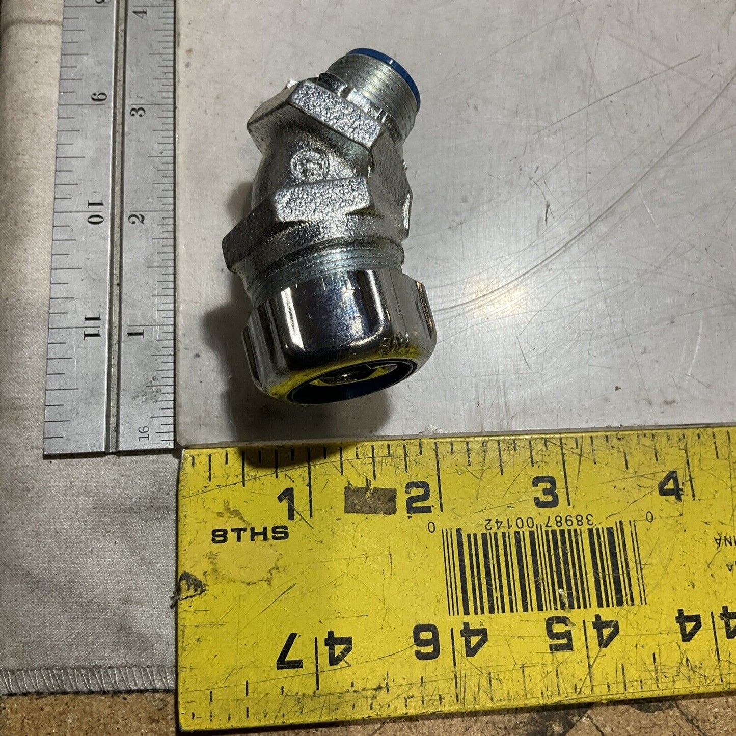 T&B TB5342 INSULATED LIQUIDTIGHT CONDUIT CONNECTOR ADAPTER QTY 4 K9S