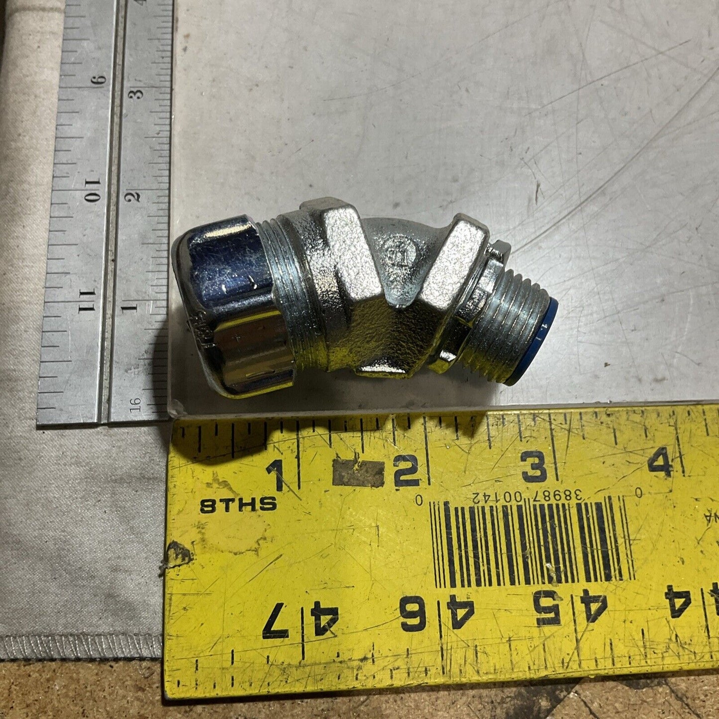 T&B TB5342 INSULATED LIQUIDTIGHT CONDUIT CONNECTOR ADAPTER QTY 4 K9S