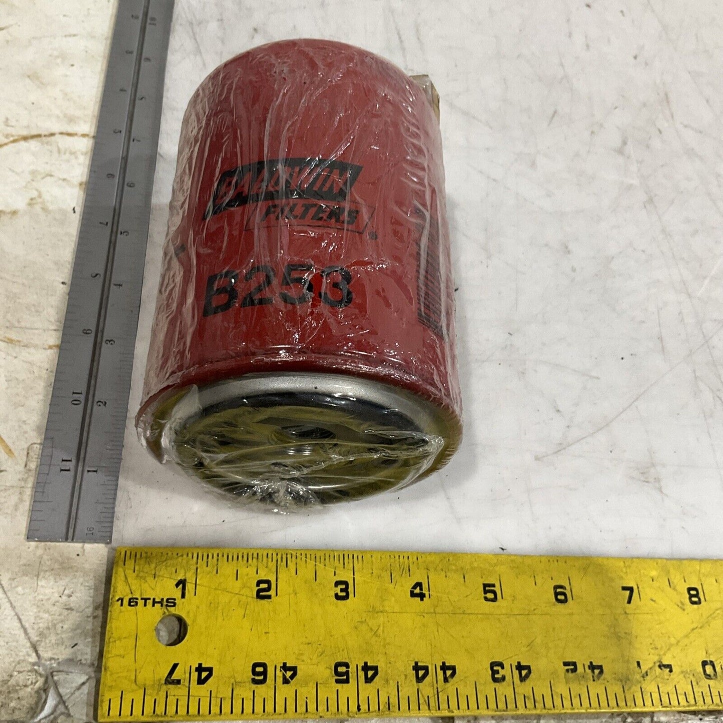 BALDWIN FILTER B253 ENGINE OIL FILTER CARB LOT OF 12 K9S