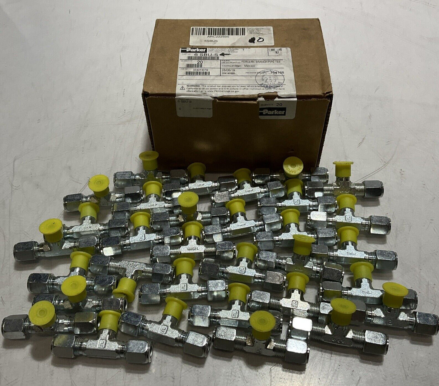 PARKER 6SBU-S FERULOK BRANCH PIPE TEE TUBE CONNECTION LOT OF 32 K9S
