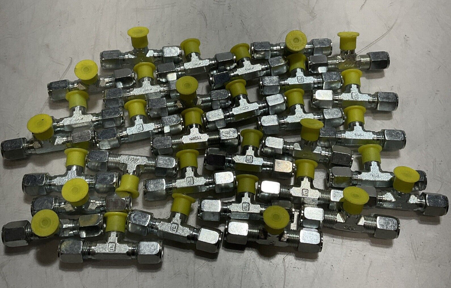 PARKER 6SBU-S FERULOK BRANCH PIPE TEE TUBE CONNECTION LOT OF 32 K9S
