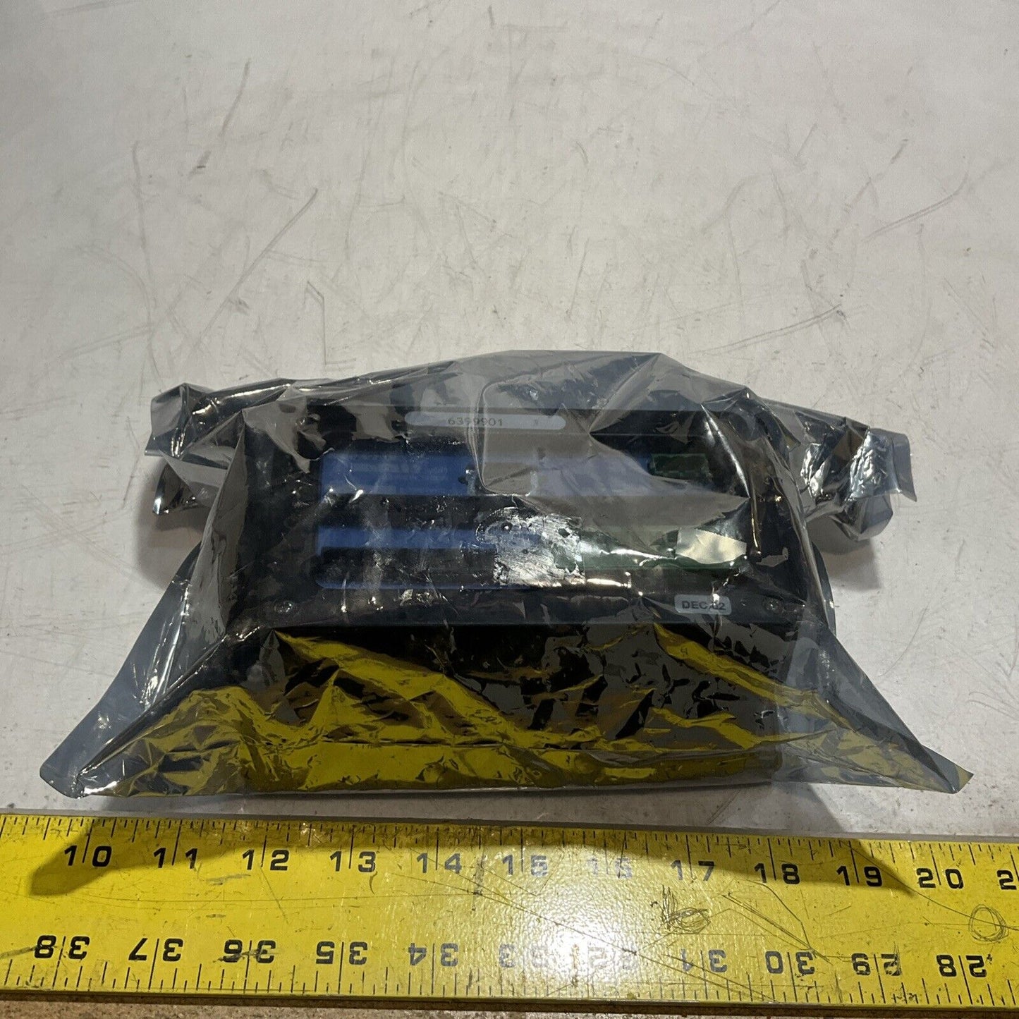 MILLIPORE LR3004100 6399901 CHANNEL DISPLAY CONTROLLER U3S