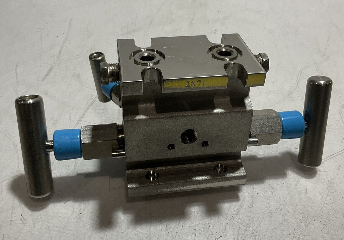 PHOENIX PRECISION P6M5SFLFLSSVD VALVE MANIFOLD EQUALIZE 6000PSI 100°F U3S
