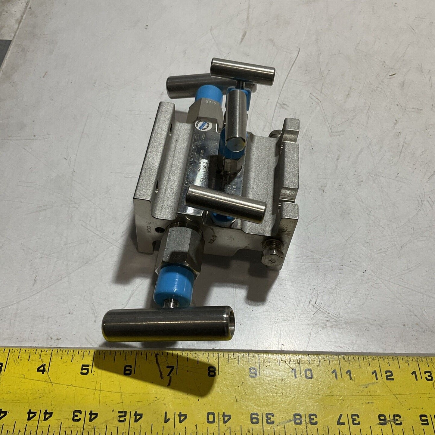PHOENIX PRECISION P6M5SFLFLSSVD VALVE MANIFOLD EQUALIZE 6000PSI 100°F U3S