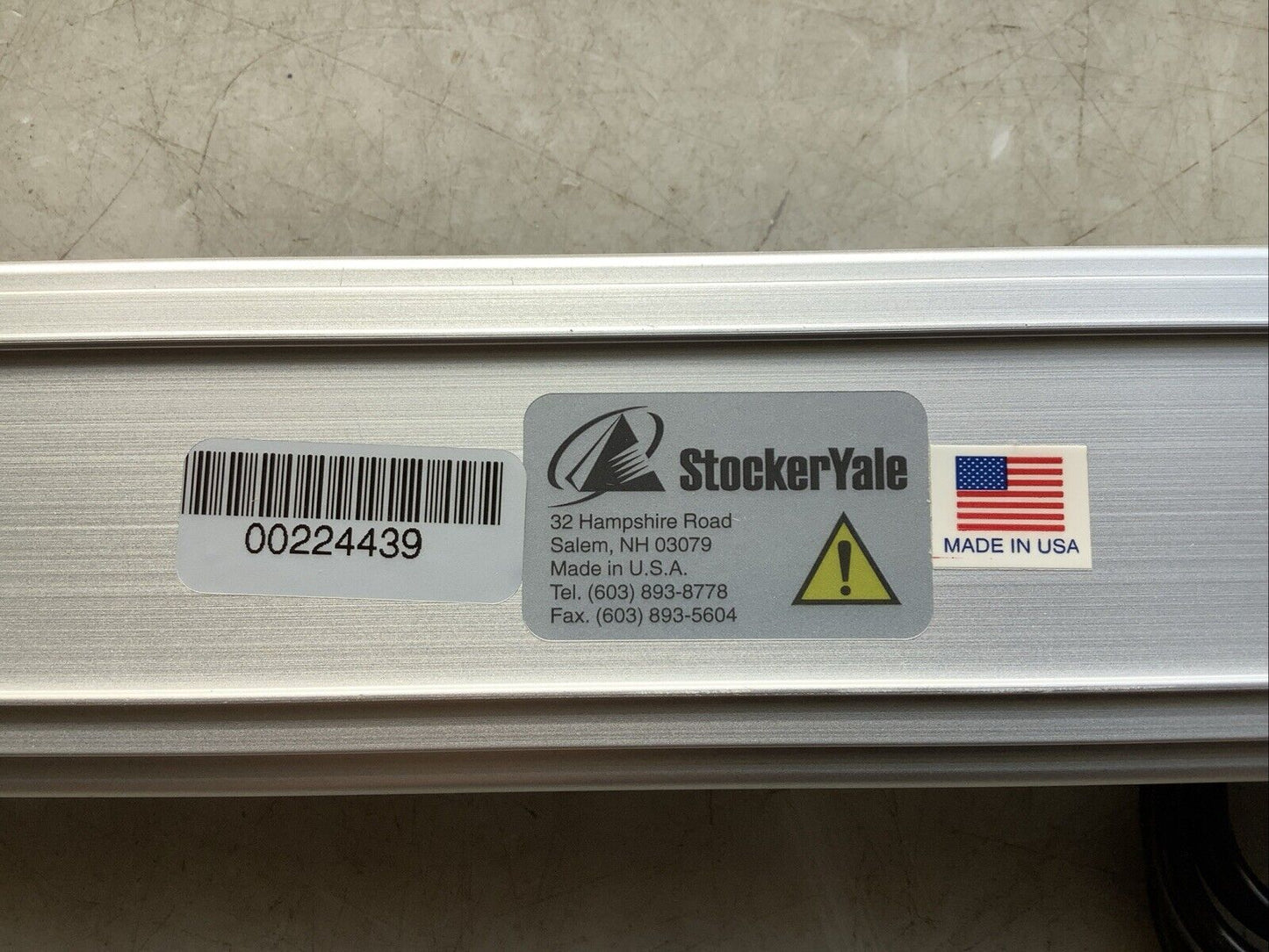 COGNEX STOCKERYALE ISFL-14 FLUORESCENT LINEAR LIGHT 14IN