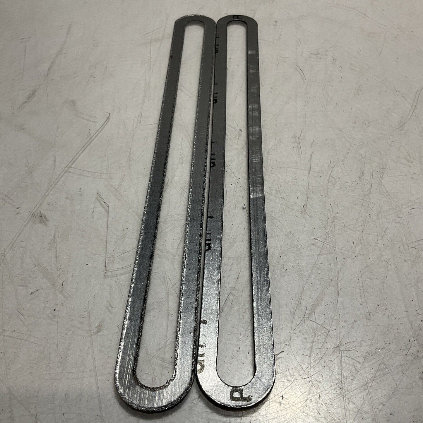 MAXOS 2071714 -8-128181 GLASS W/GASKET SZ B8 PERBERTHY 320x34x17 LOT OF 2 678