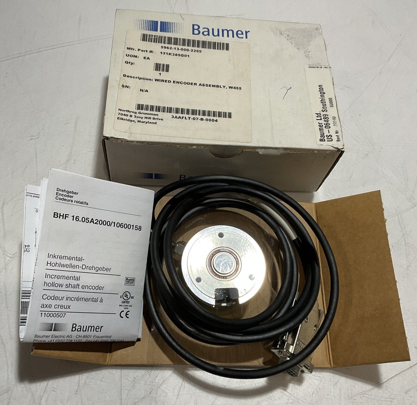 BAUMER BHF 16.05A2000/10600158 CH-8501 FRAUENFELD WIRED ENCODER ASSY W455 U3S