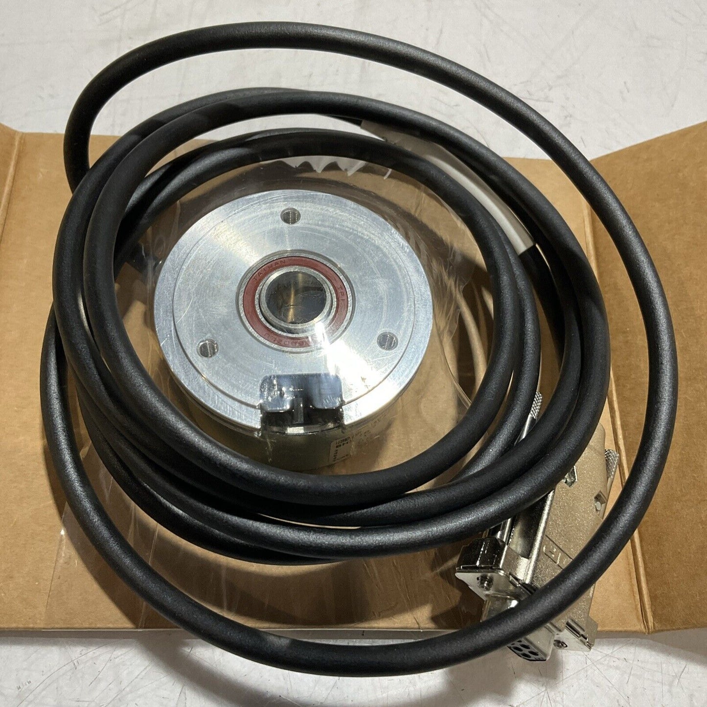 BAUMER BHF 16.05A2000/10600158 CH-8501 FRAUENFELD WIRED ENCODER ASSY W455 U3S