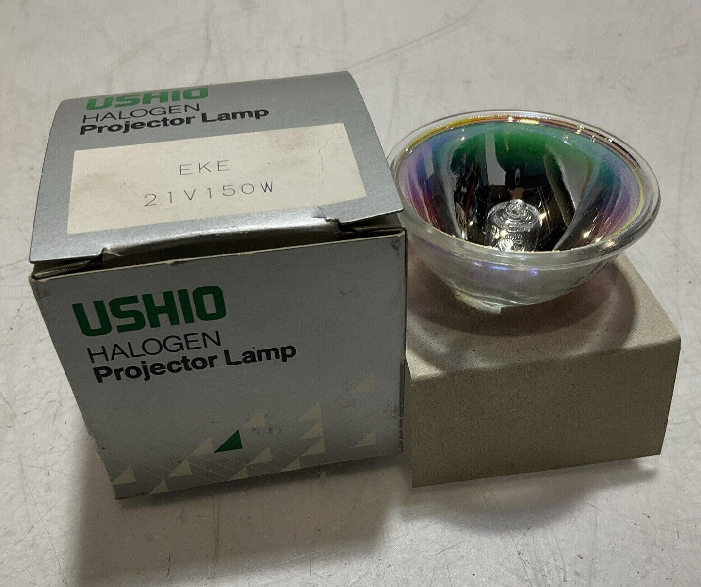 USHIO EKE21V150W HALOGEN PROJECTOR LAMP U3S