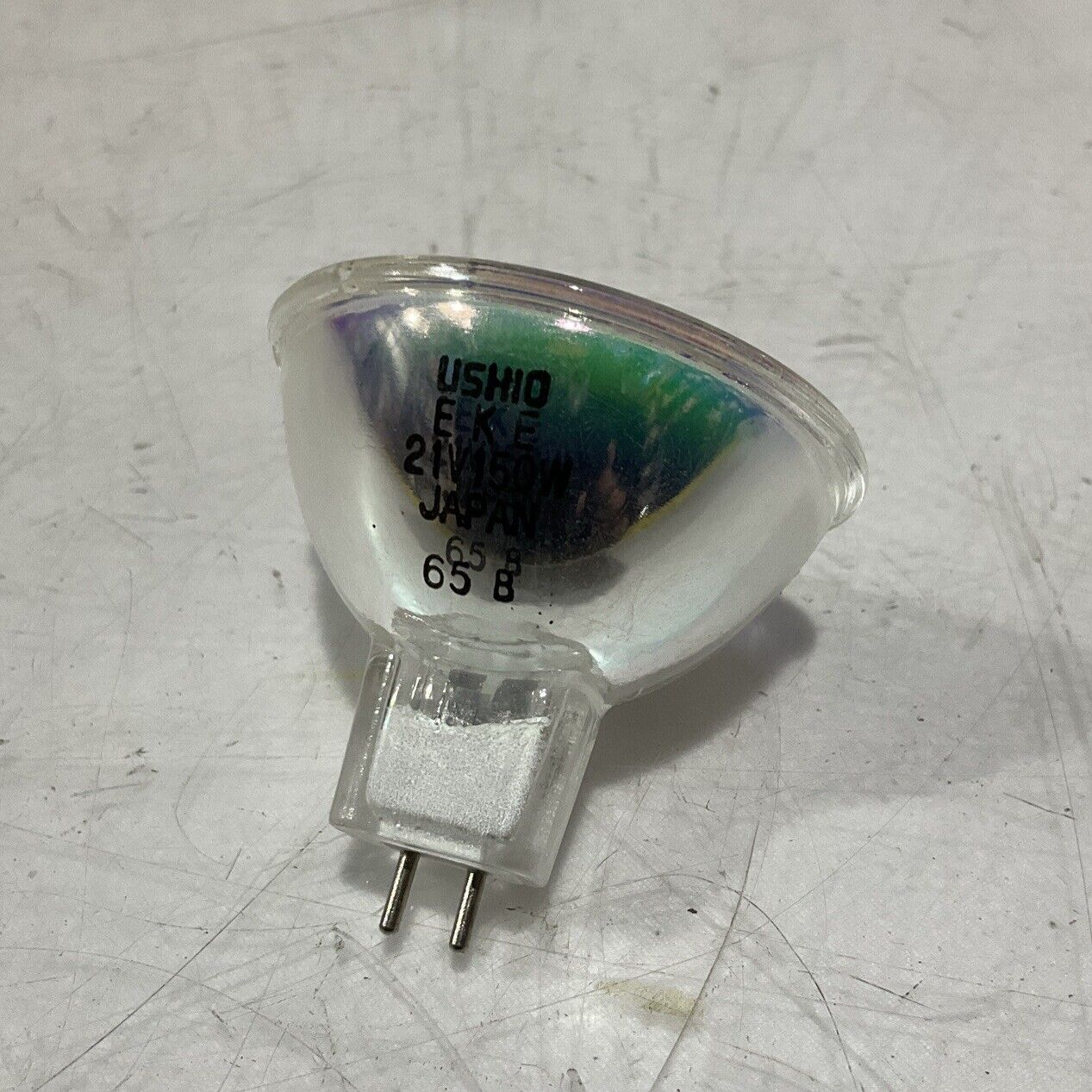 USHIO EKE21V150W HALOGEN PROJECTOR LAMP U3S