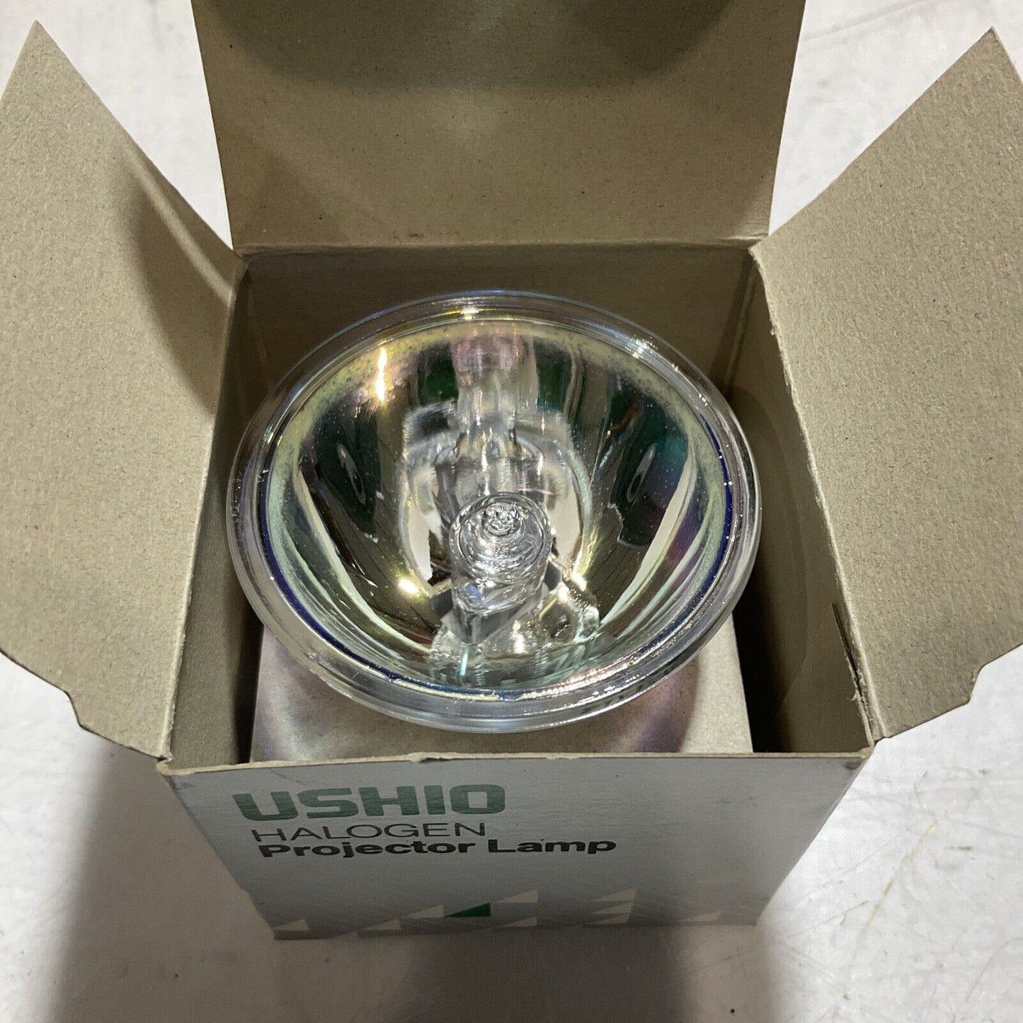 USHIO EKE21V150W HALOGEN PROJECTOR LAMP U3S
