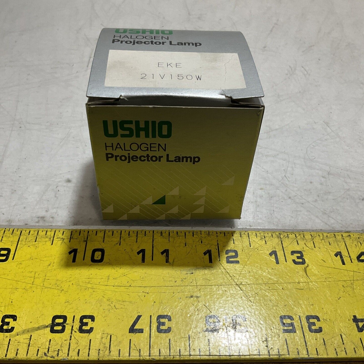 USHIO EKE21V150W HALOGEN PROJECTOR LAMP U3S