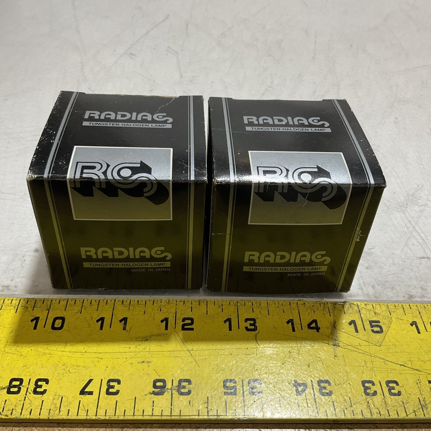 RADIAS ENX82V-360W TUNGSTEN HALOGEN LAMP LOT OF 2 U3S